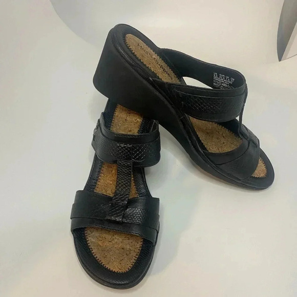 Hush Puppies Shoes - Hush Puppies - Black Wedge sandals - 9.5
